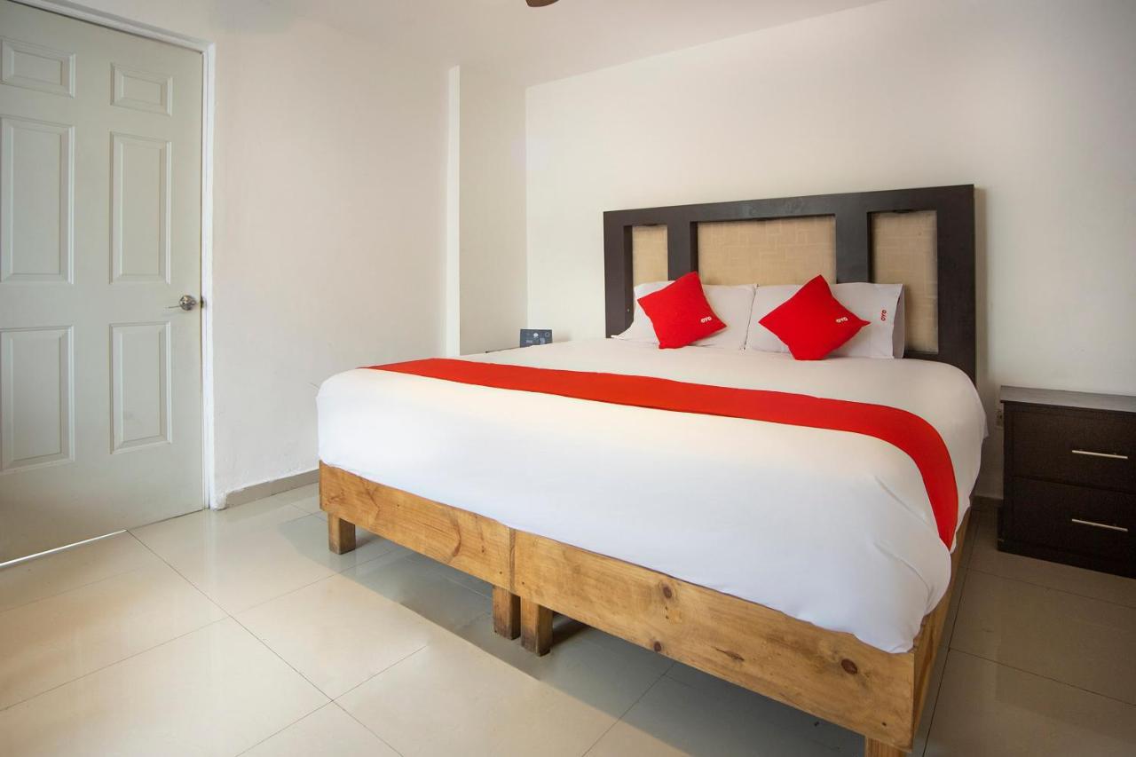 Hotel Mahu Monterrey Zewnętrze zdjęcie
