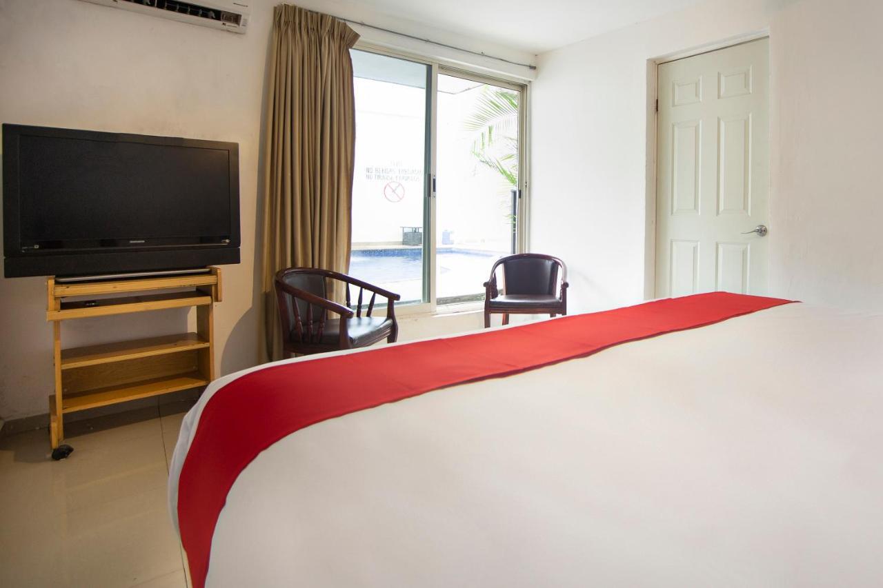 Hotel Mahu Monterrey Zewnętrze zdjęcie