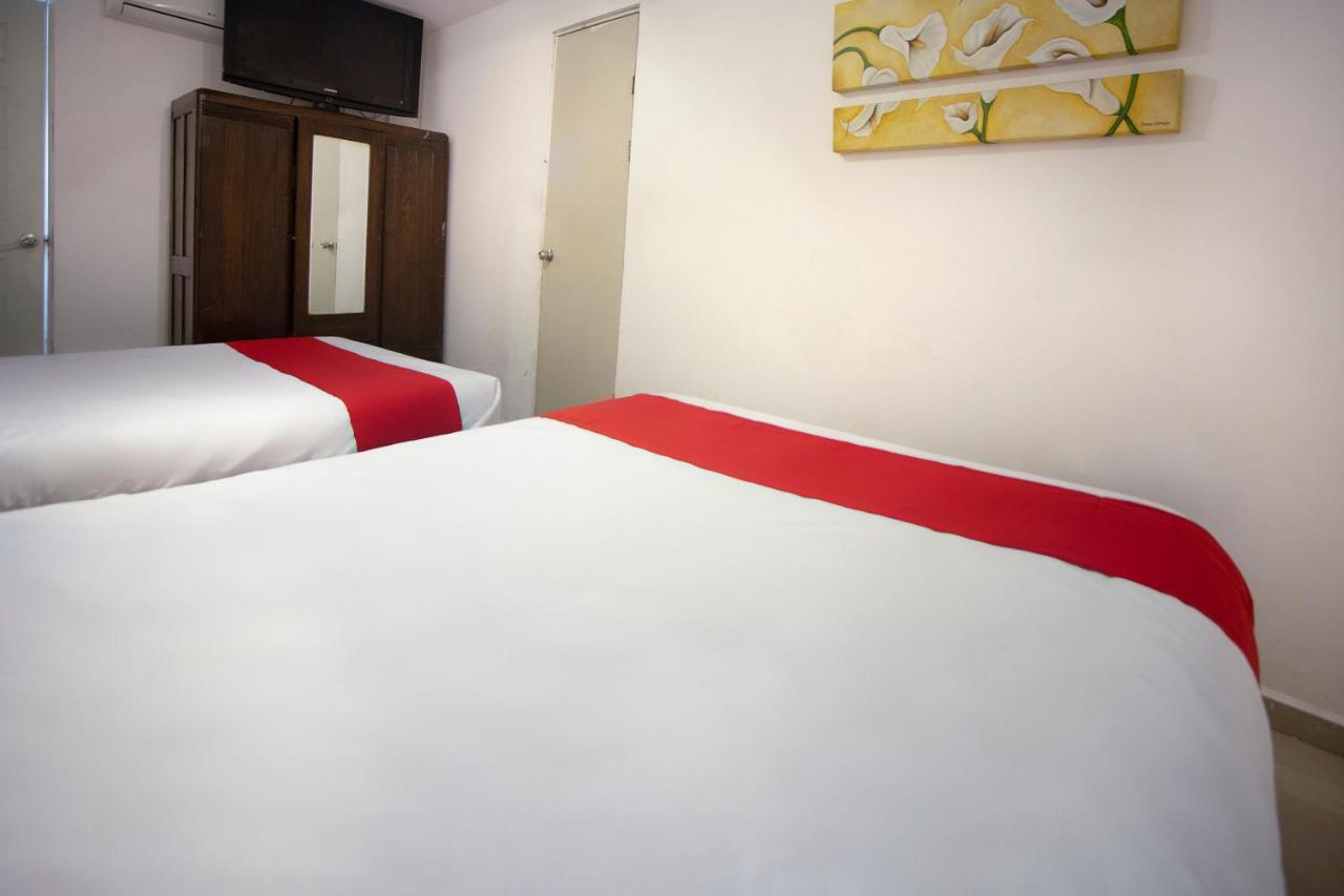 Hotel Mahu Monterrey Zewnętrze zdjęcie