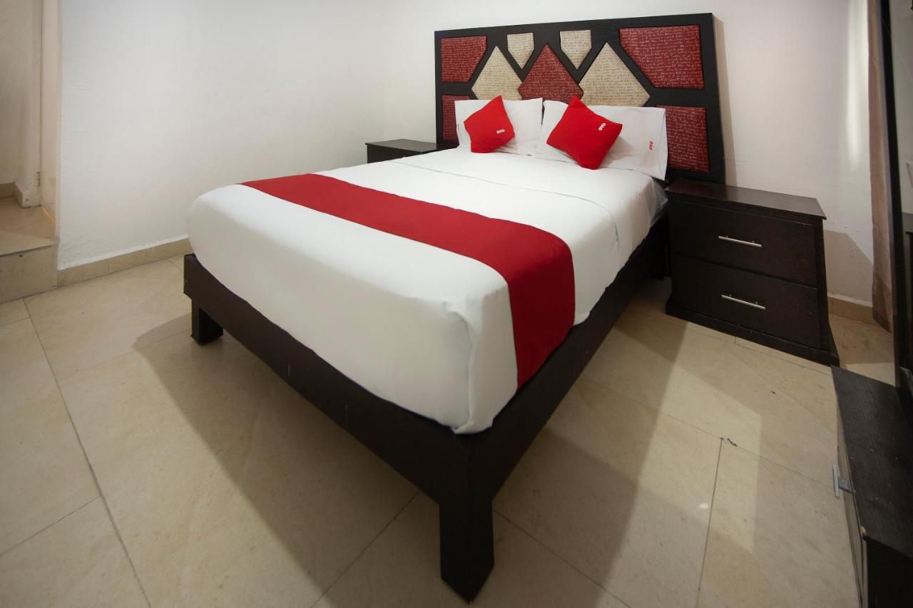 Hotel Mahu Monterrey Zewnętrze zdjęcie