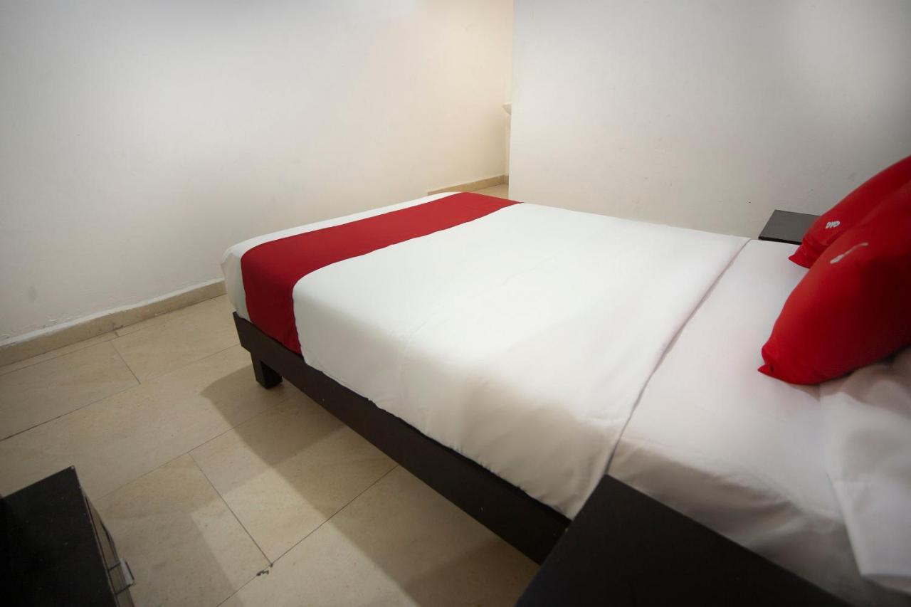 Hotel Mahu Monterrey Zewnętrze zdjęcie