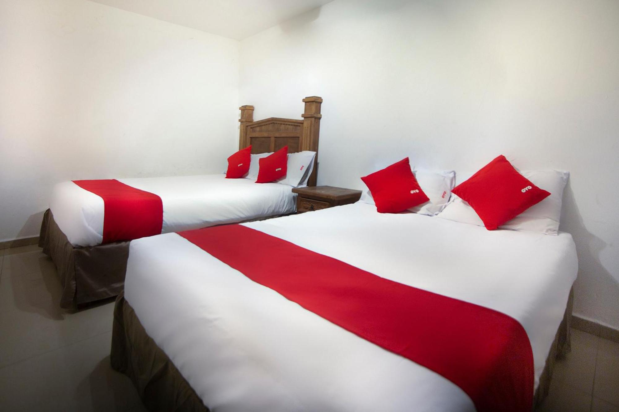 Hotel Mahu Monterrey Zewnętrze zdjęcie
